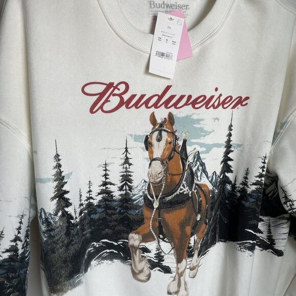 NWT Budweiser Hybrid Clydesdale Horse Graphic Fleece Sweatshirt XS Holiday S - Picture 12 of 14
